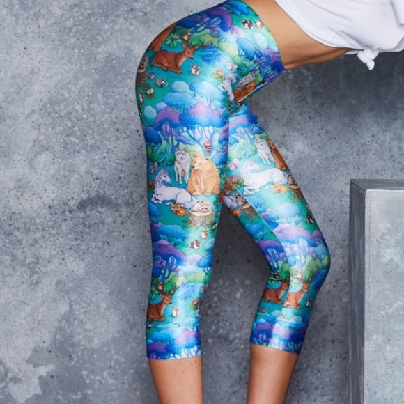 Blackmilk Into the Woods Velvet Cropped Leggings - Picture 4 of 12